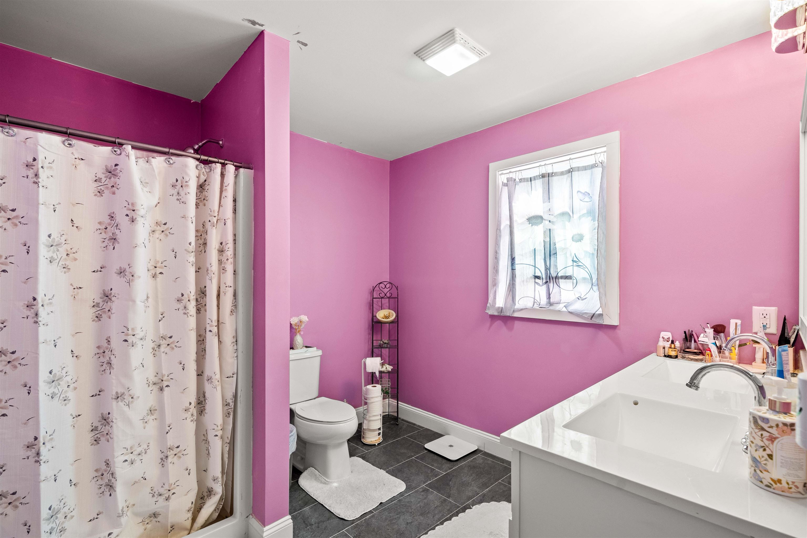 6 Biggs Avenue, Unit B Epping, NH 03042 - Photo 23 of 30
