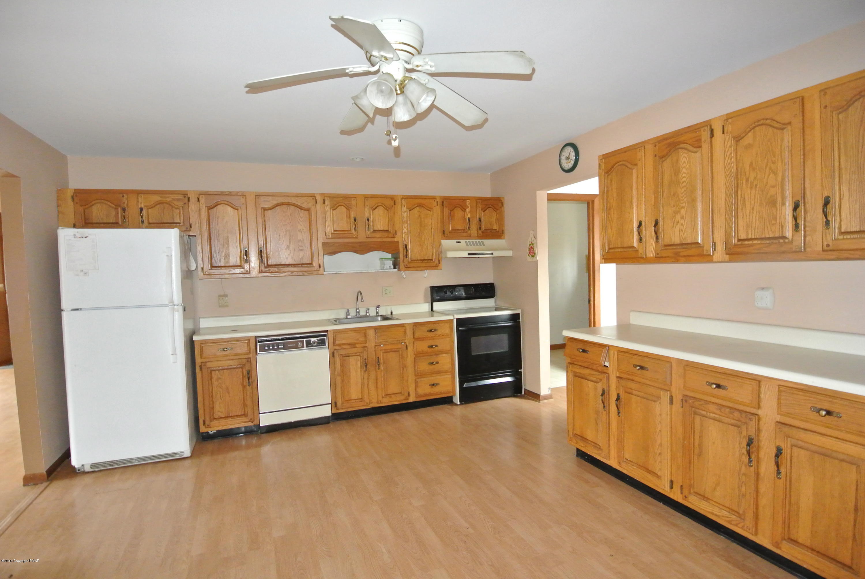 116 Upper Notch Road Albrightsville, PA 18210 - Photo 4 of 13 Kitchen