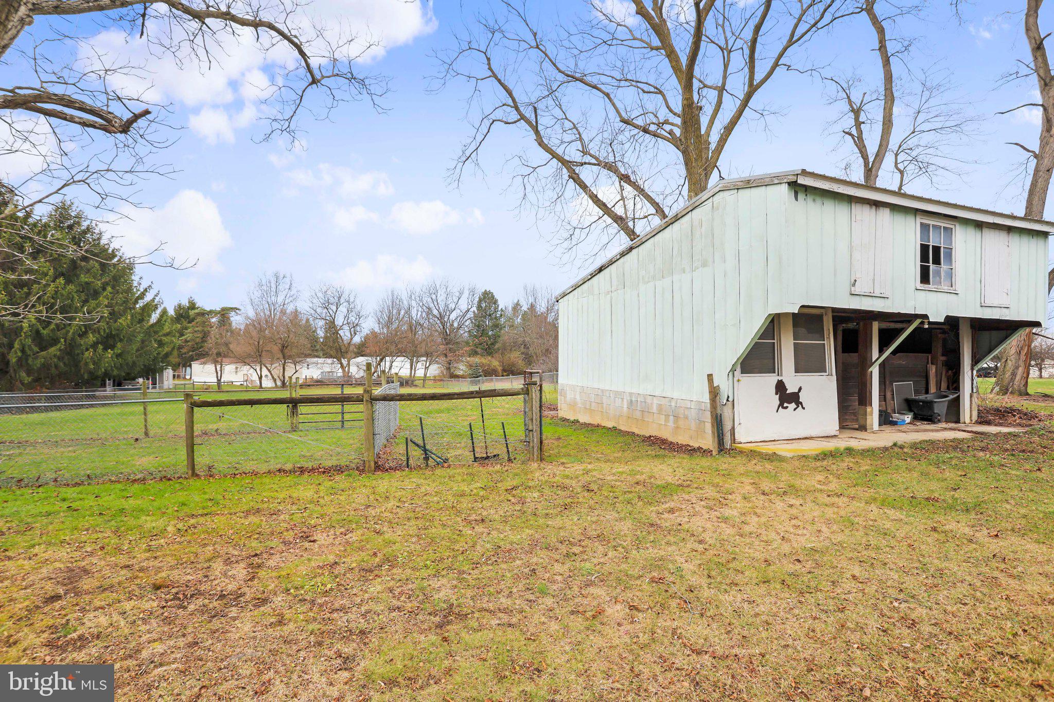 1199 Warm Spring Road Chambersburg, PA 17202 - Photo 22 of 38 4 stall stable w/fenced in area