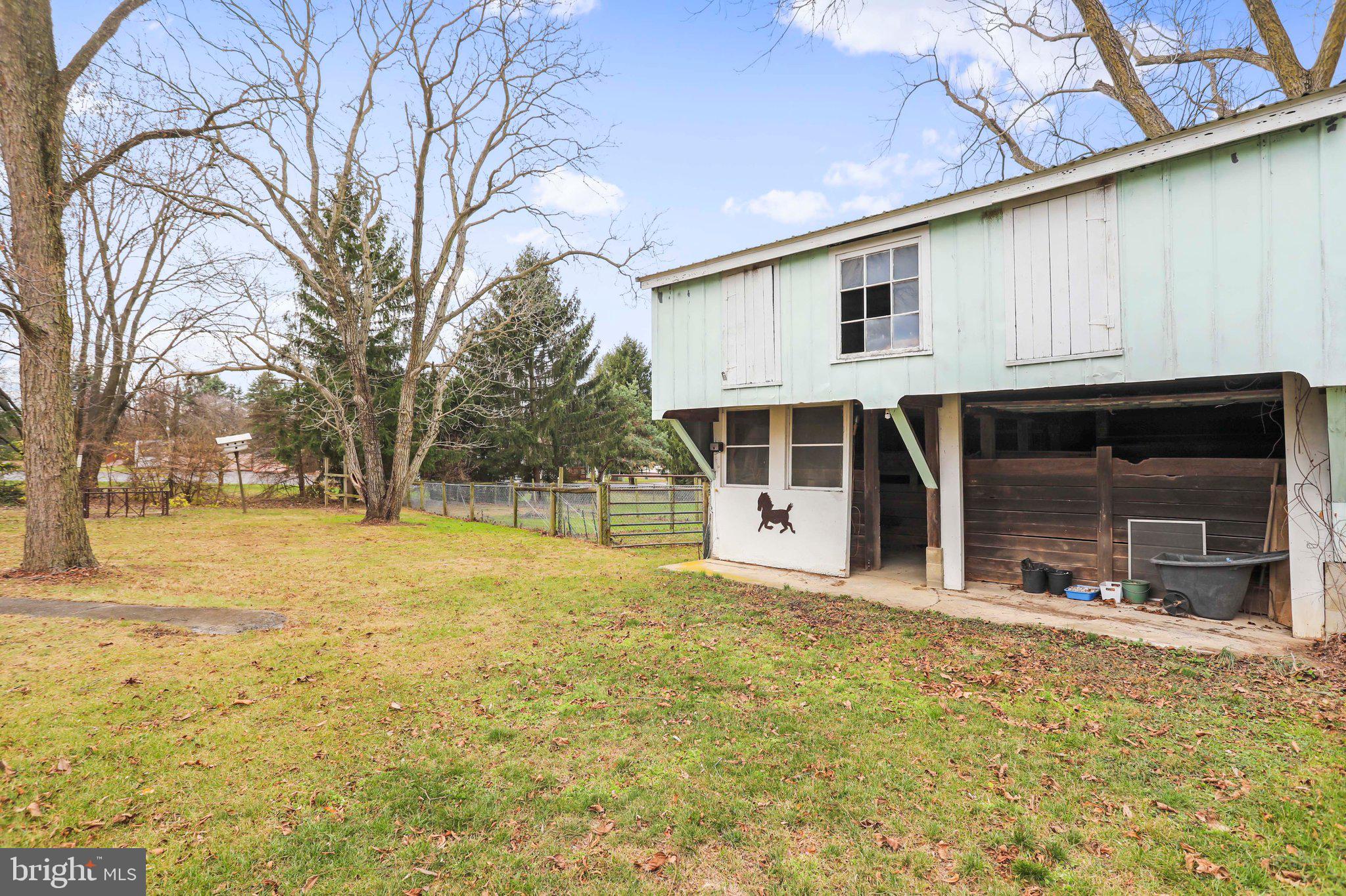 1199 Warm Spring Road Chambersburg, PA 17202 - Photo 23 of 38 4 stall stable w/fenced in area