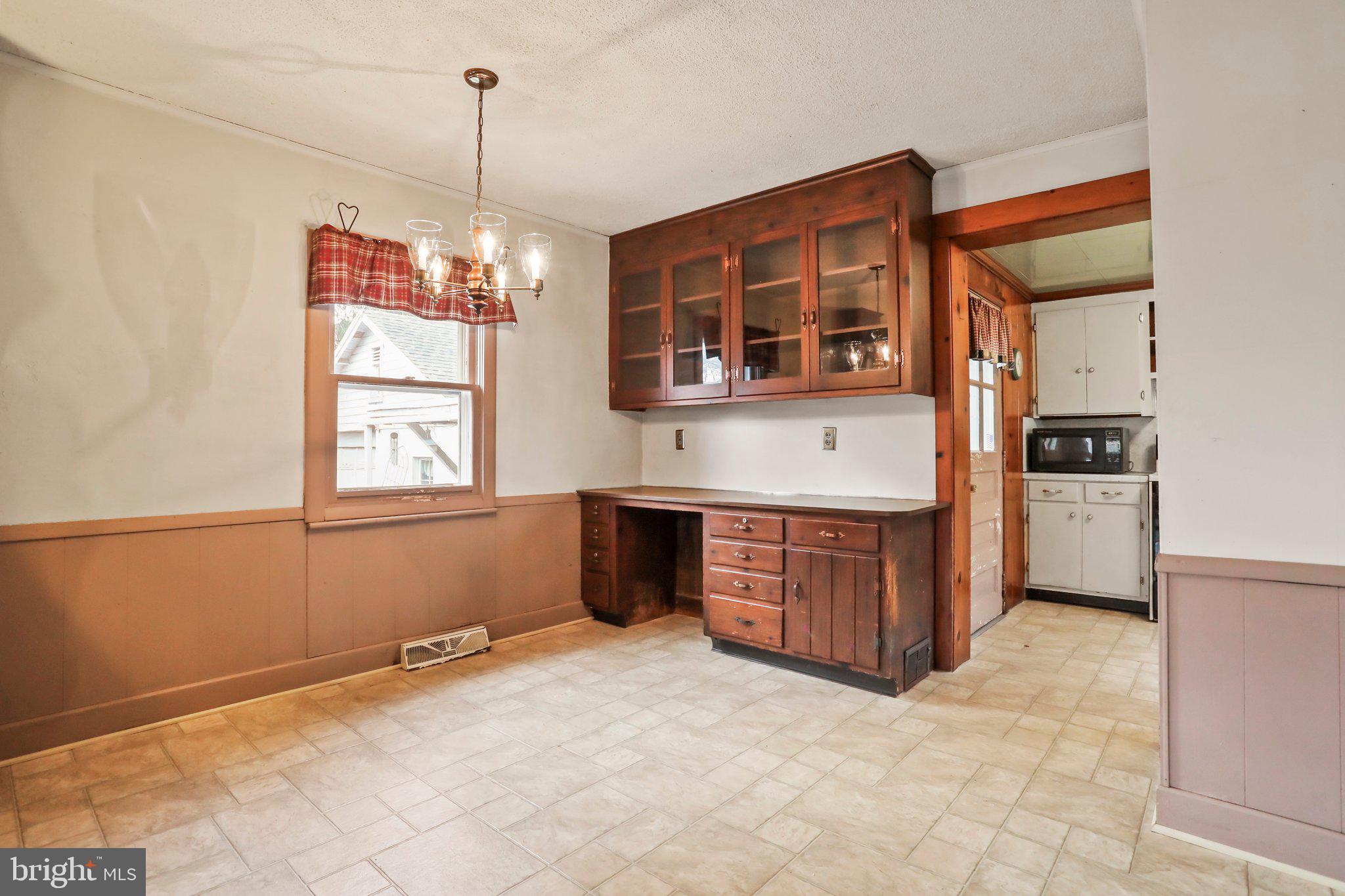 1199 Warm Spring Road Chambersburg, PA 17202 - Photo 4 of 38 Gallery Image 4