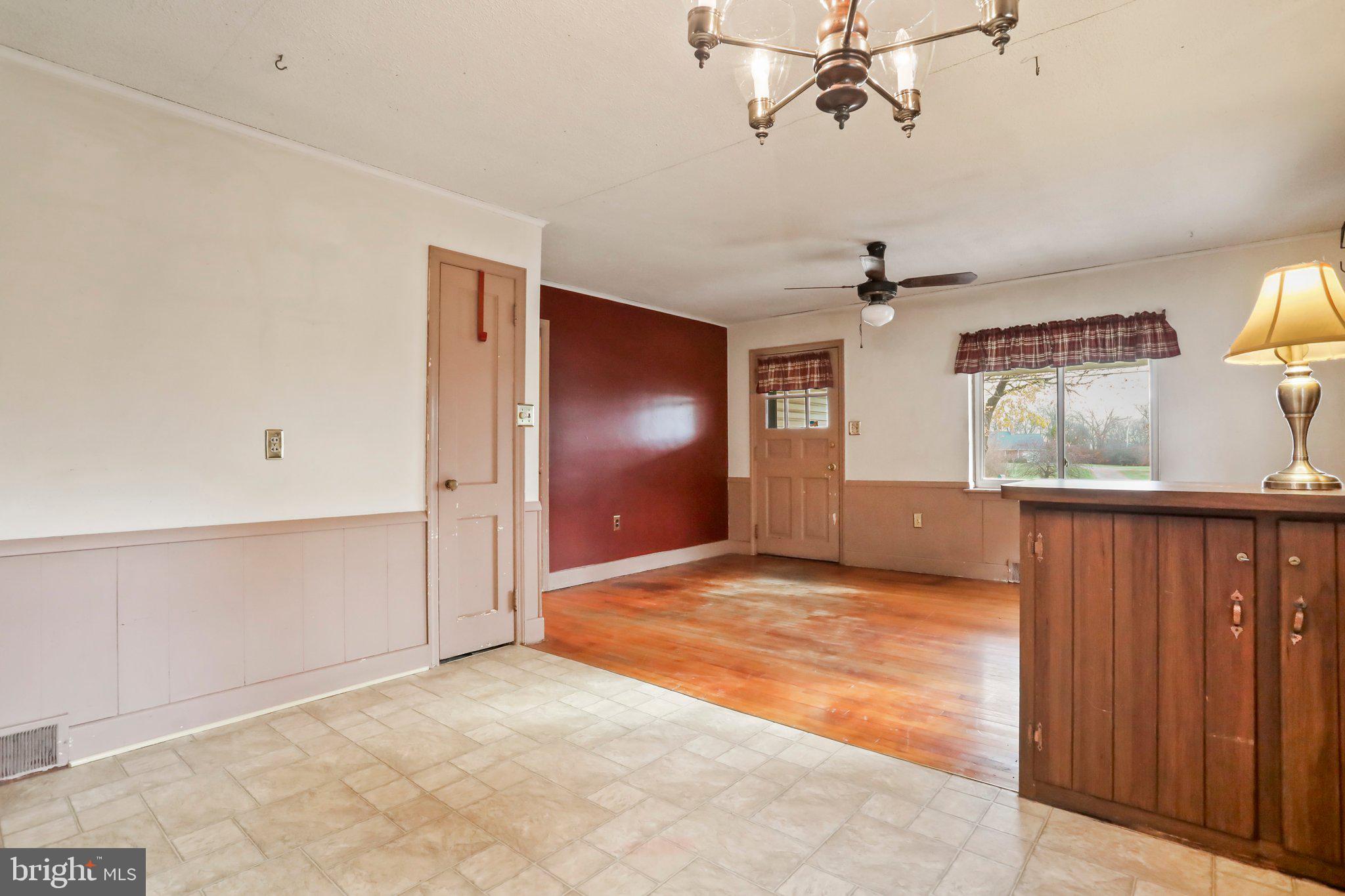 1199 Warm Spring Road Chambersburg, PA 17202 - Photo 5 of 38 Gallery Image 5