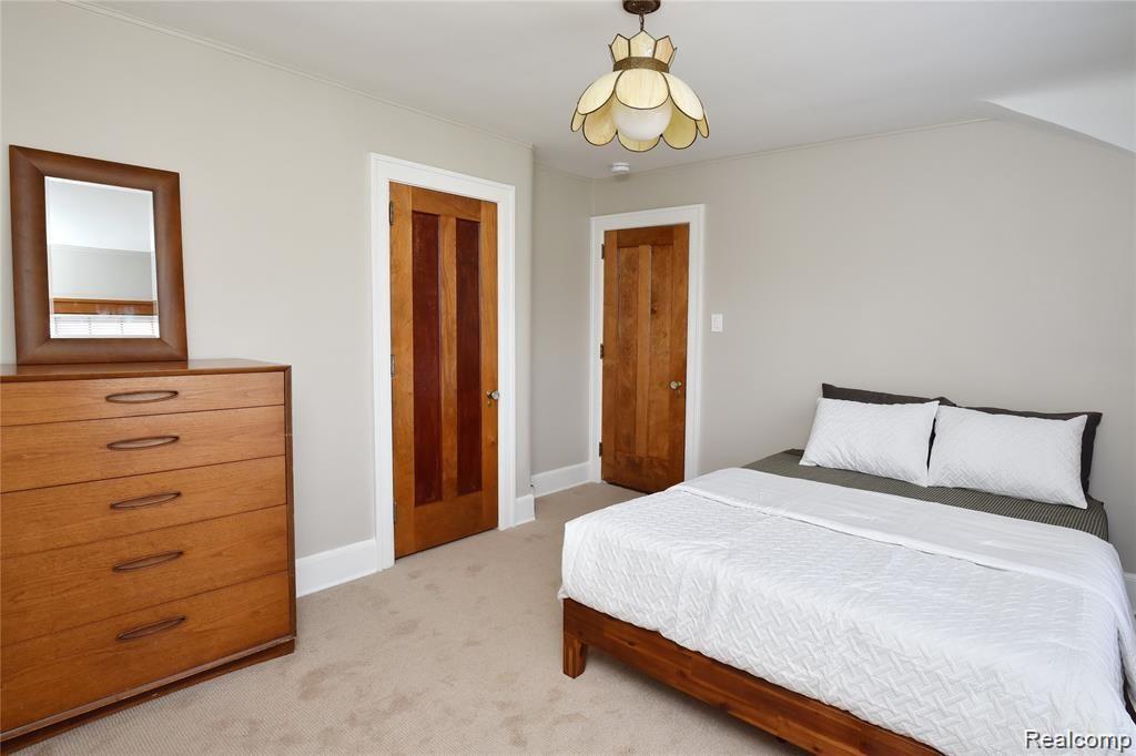 26764 York Road Huntington Woods, MI 48070 - Photo 26 of 45