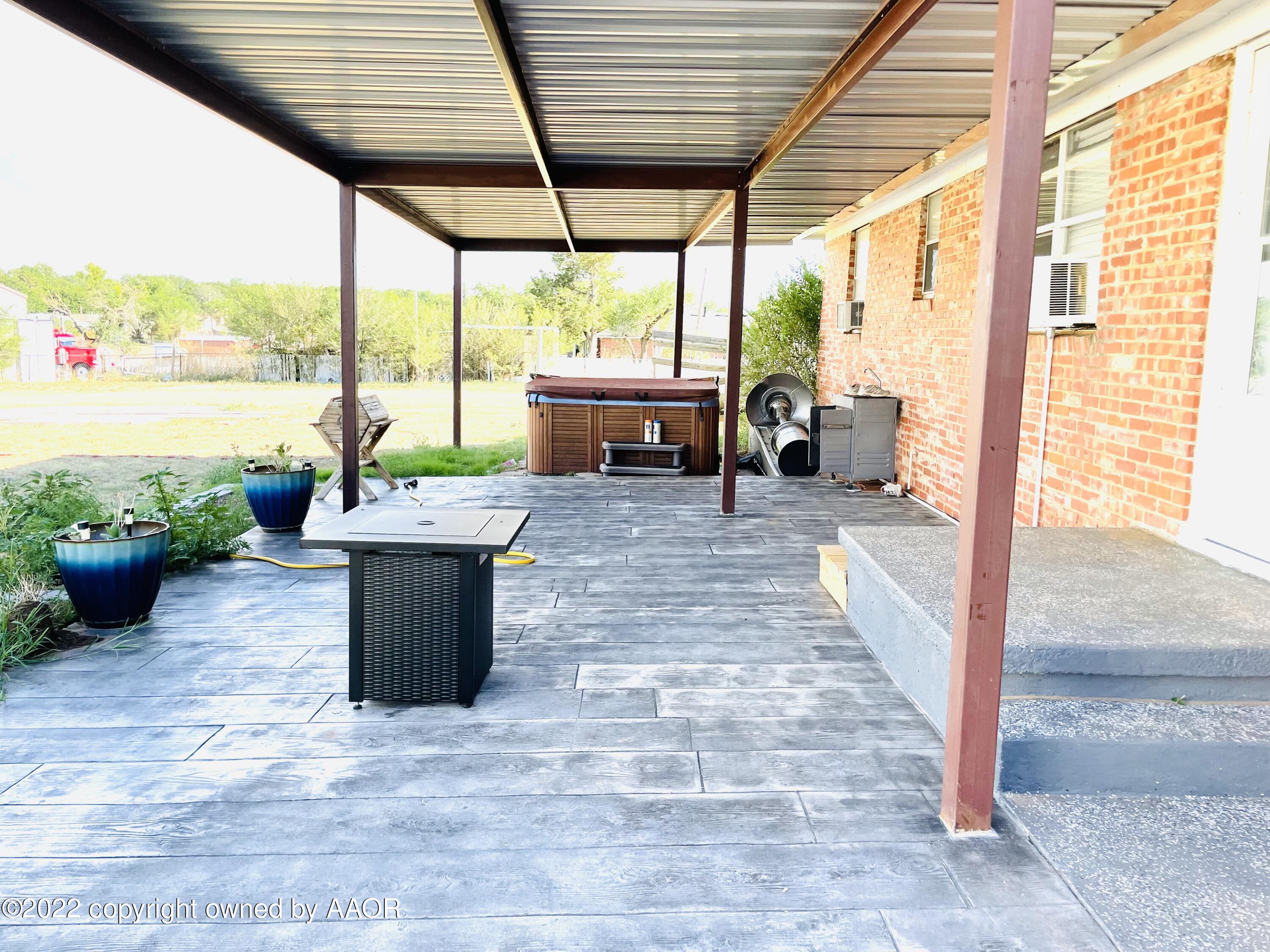 8010 River Road Amarillo, TX 79108 - Photo 21 of 43 Back Patio