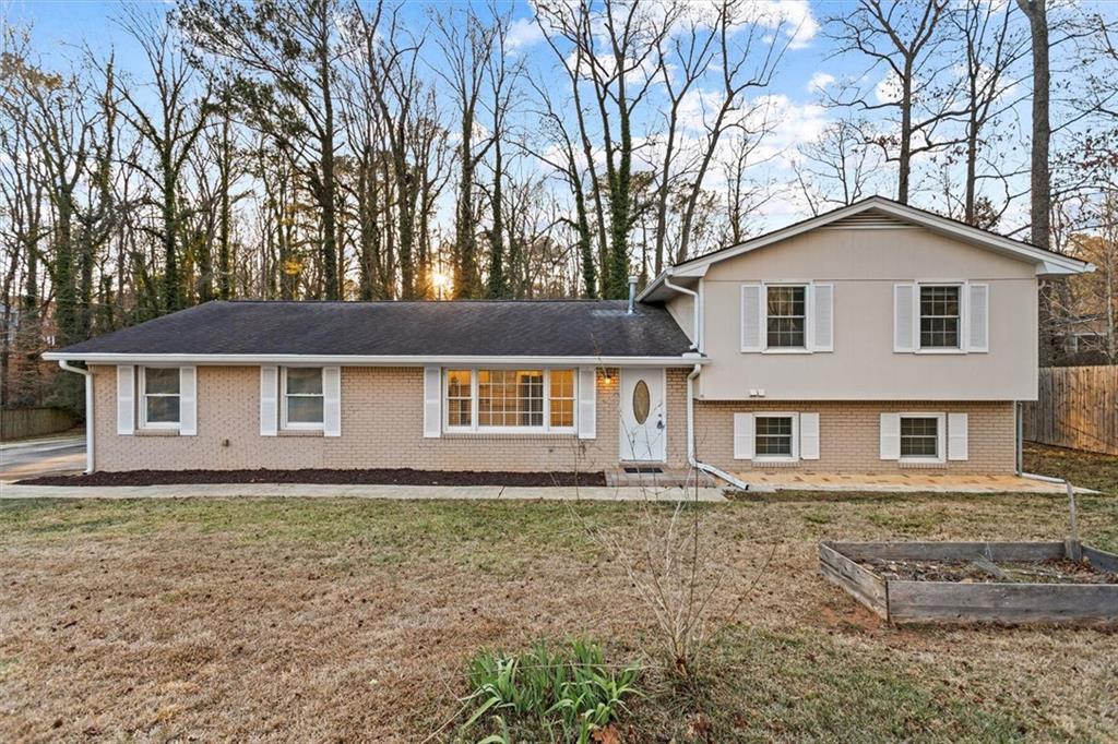 1121 Neva Drive Southwest Marietta, GA 30060 - Photo 2 of 46