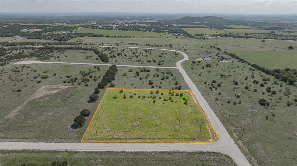 1538 Hidden Vly Road Glen Rose, TX 76043 - Photo 4 of 22