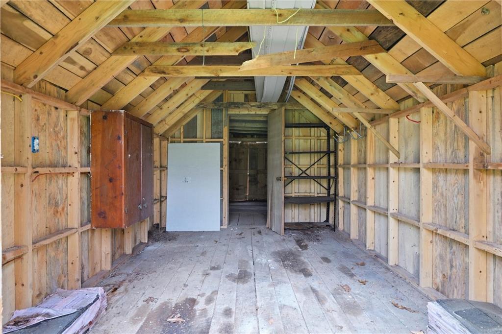 7092 Mercer Road Polk, PA 16342 - Photo 28 of 50 a view of an entryway