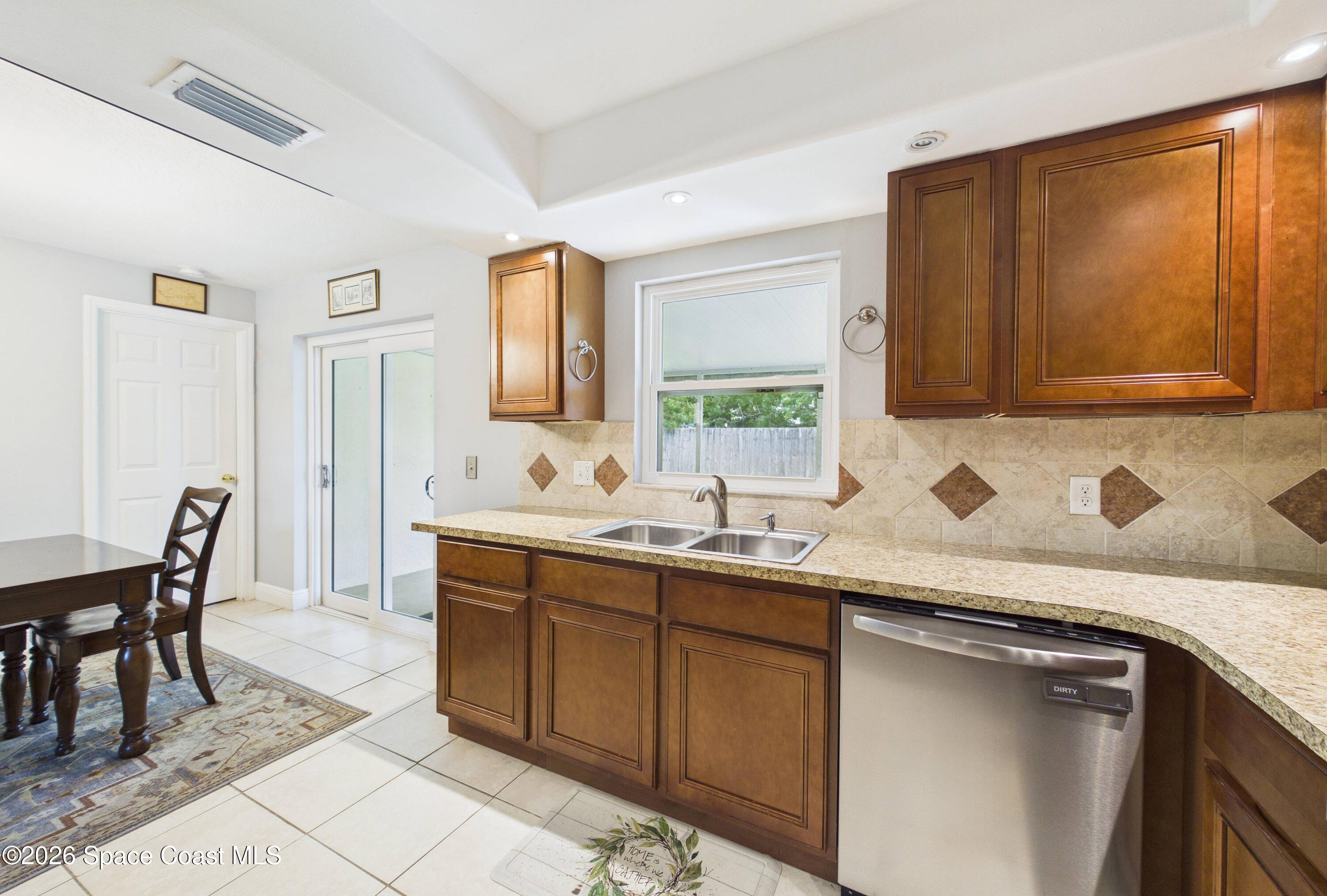 1964 West Shores Road Melbourne, FL 32935 - Photo 20 of 64 CAM01604G0-PR0630-STILL056p