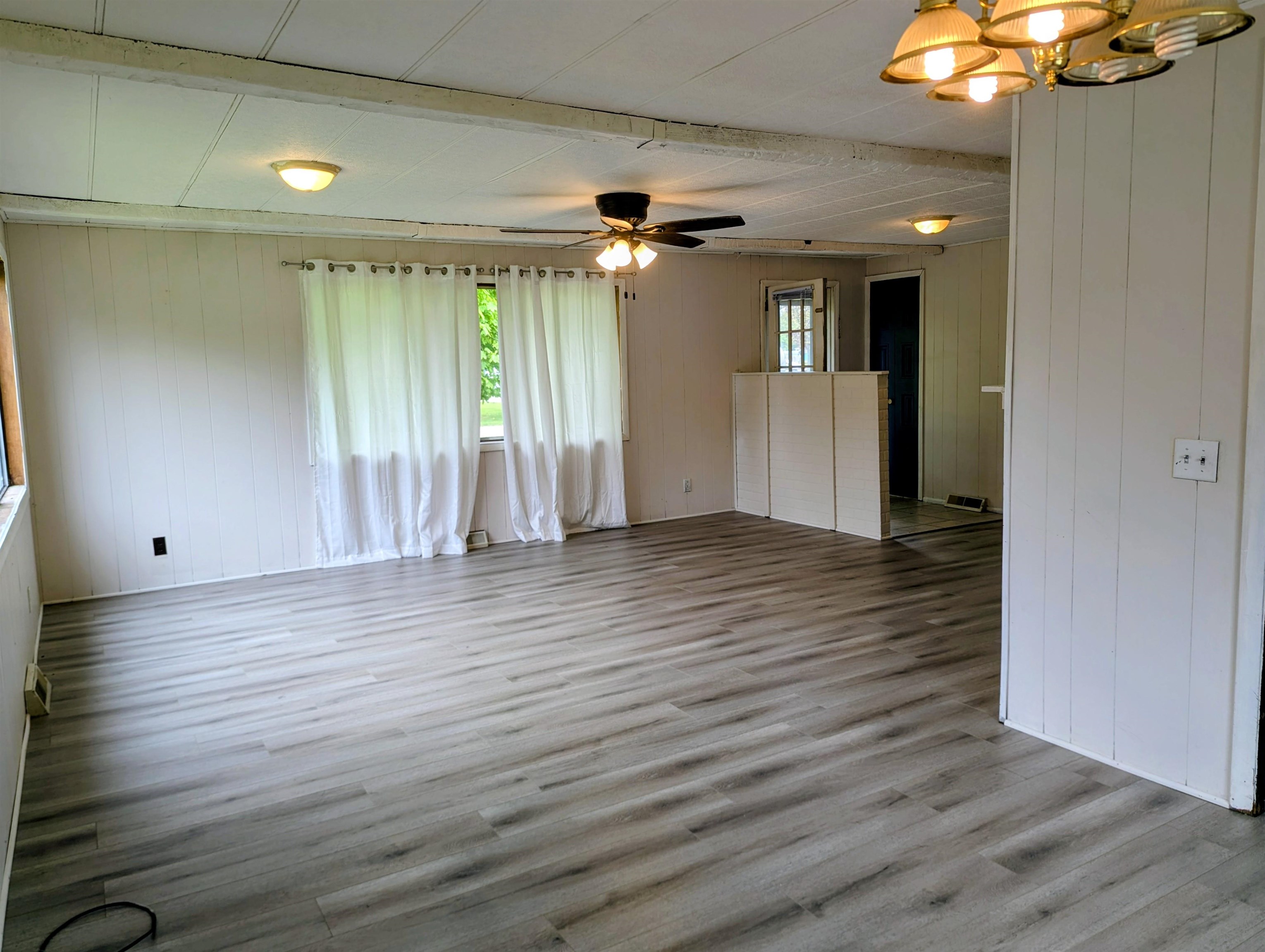 252 Dodge Court Sebewaing, MI 48759 - Photo 9 of 24