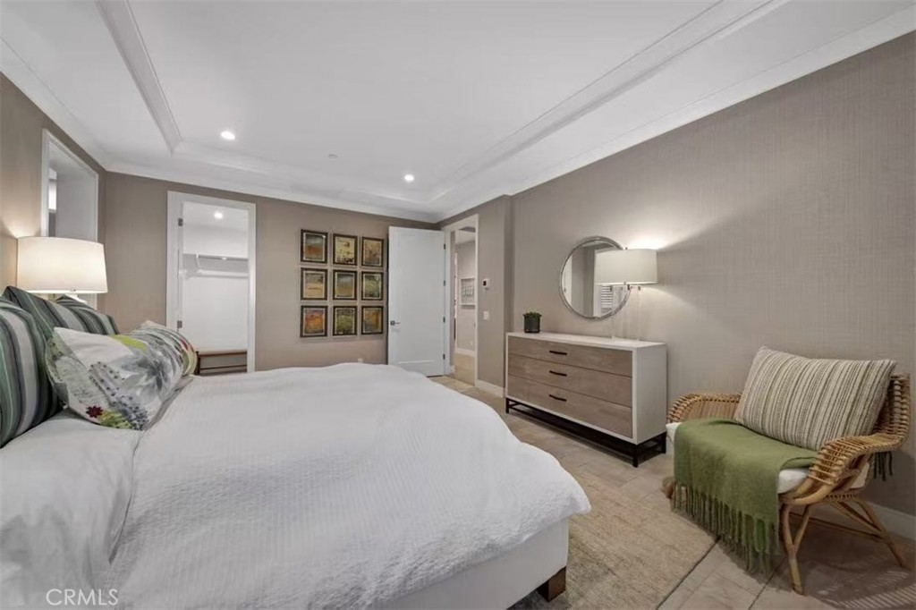 166 Villa Ridge Irvine, CA 92602 - Photo 17 of 33