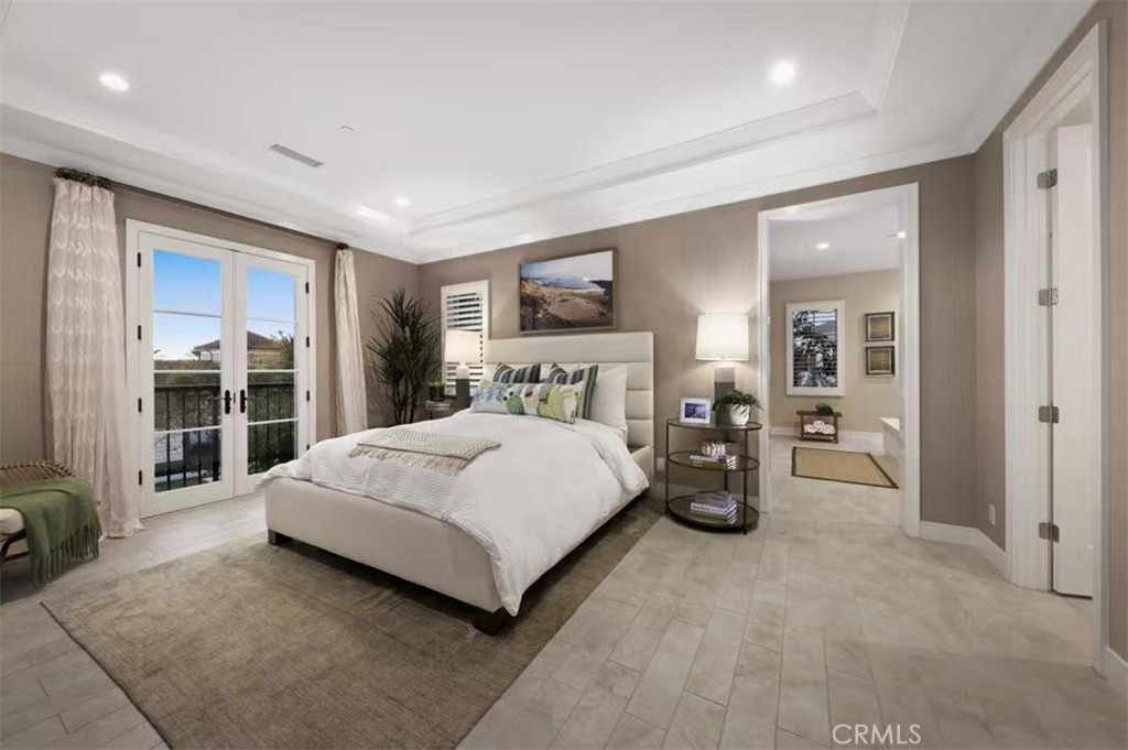 166 Villa Ridge Irvine, CA 92602 - Photo 18 of 33