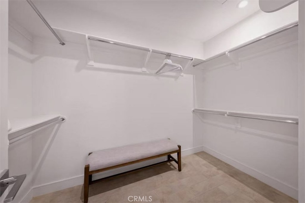 166 Villa Ridge Irvine, CA 92602 - Photo 23 of 33