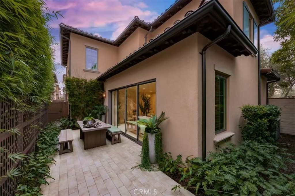 166 Villa Ridge Irvine, CA 92602 - Photo 29 of 33