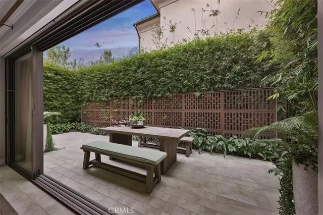 $2,650,000 | 166 Villa Ridge, Irvine, CA 92602