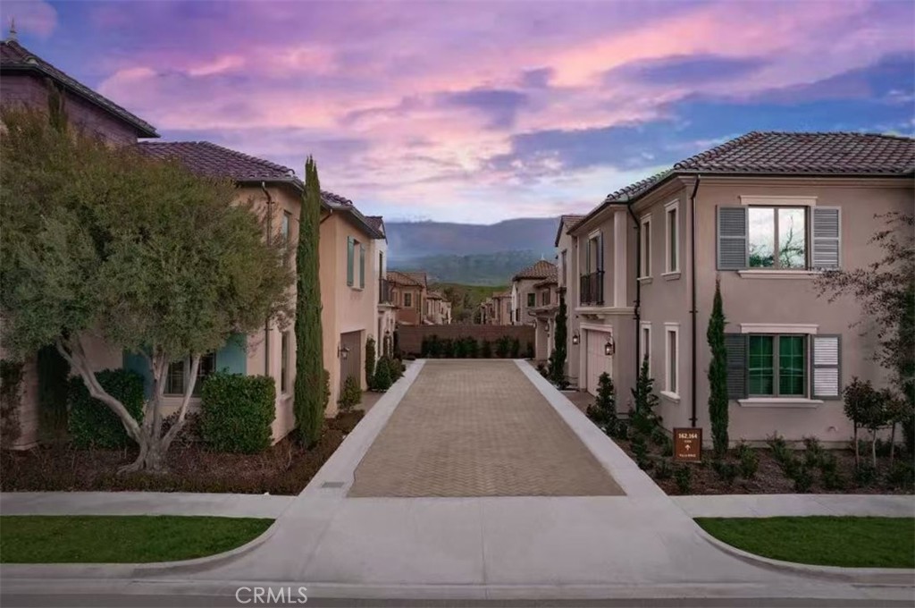 166 Villa Ridge Irvine, CA 92602 - Photo 33 of 33