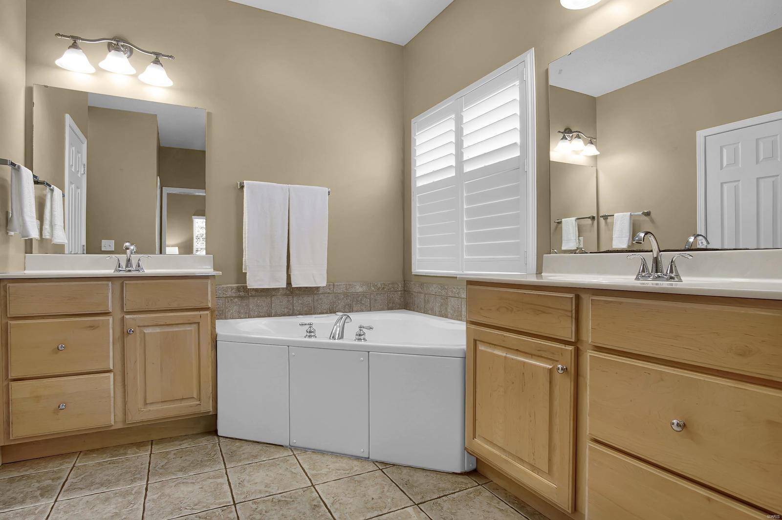 304 Windsor Forrest Road O'Fallon, IL 62269 - Photo 17 of 36 Gallery Image 17