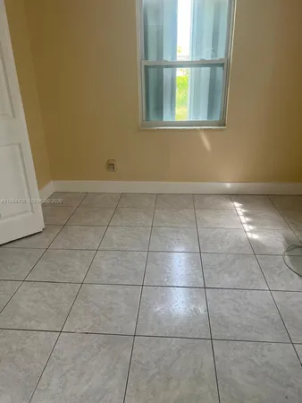 $2,275 | 1020 West 2nd Street, Riviera Beach, FL 33404