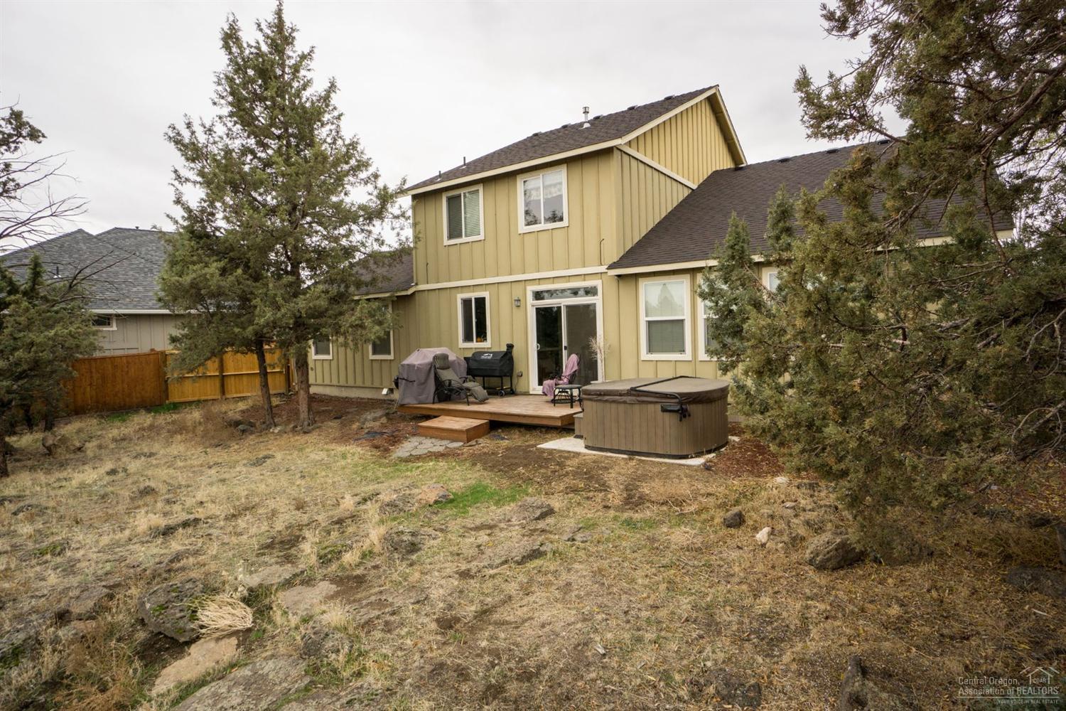1026 Southwest Rimrock Way Redmond, OR 97756 - Photo 3 of 19 Additional Photo