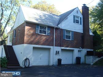 2494 Dale Road Huntingdon Valley, PA 19006 - Photo 11 of 12 Exterior Side