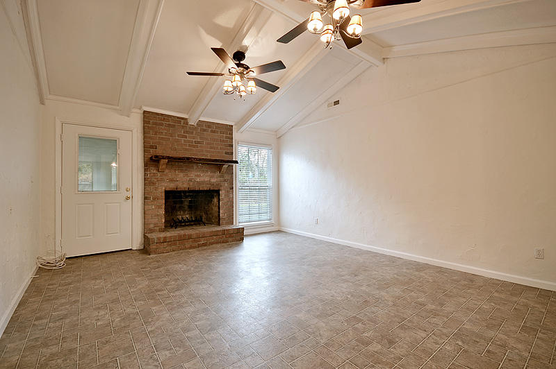 1929 Ivy Hall Road Charleston, SC 29407 - Photo 6 of 26 DSC_0029_DSC_0030-copy
