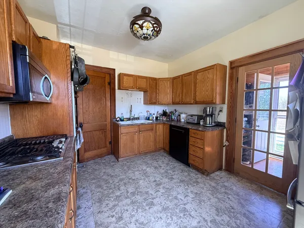 $324,900 | 1801 Lee Center Road, Amboy, IL 61310