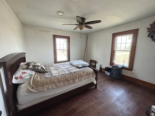 $329,900 | 1801 Lee Center Road, Amboy, IL 61310