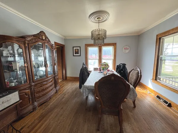 $324,900 | 1801 Lee Center Road, Amboy, IL 61310