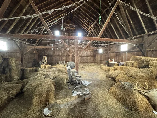 $329,900 | 1801 Lee Center Road, Amboy, IL 61310