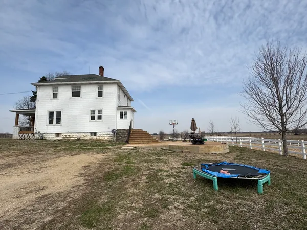 $324,900 | 1801 Lee Center Road, Amboy, IL 61310