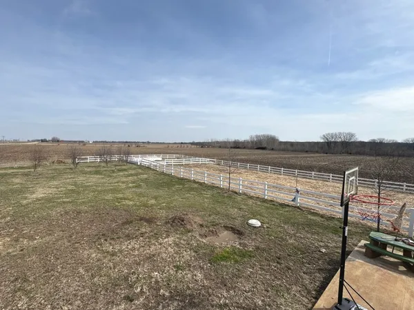 $329,900 | 1801 Lee Center Road, Amboy, IL 61310