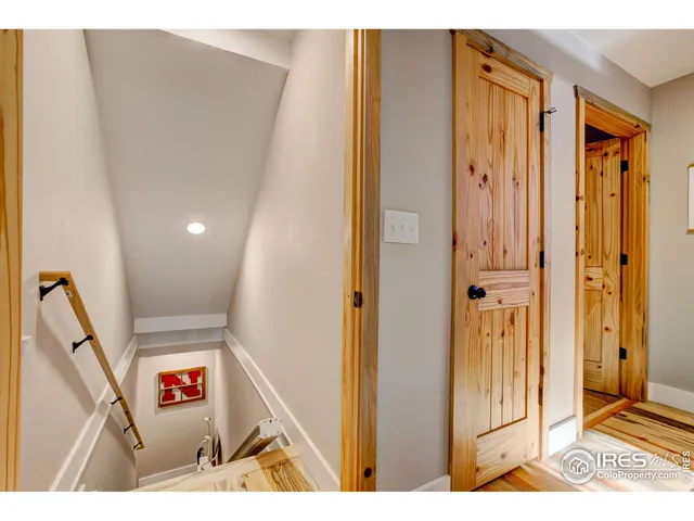 $1,250,000 | 972 Aspen Drive, Lyons, CO 80540