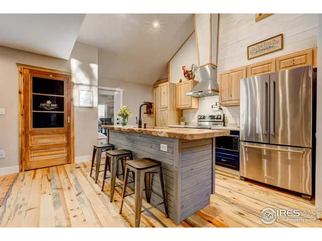 $1,250,000 | 972 Aspen Drive, Lyons, CO 80540