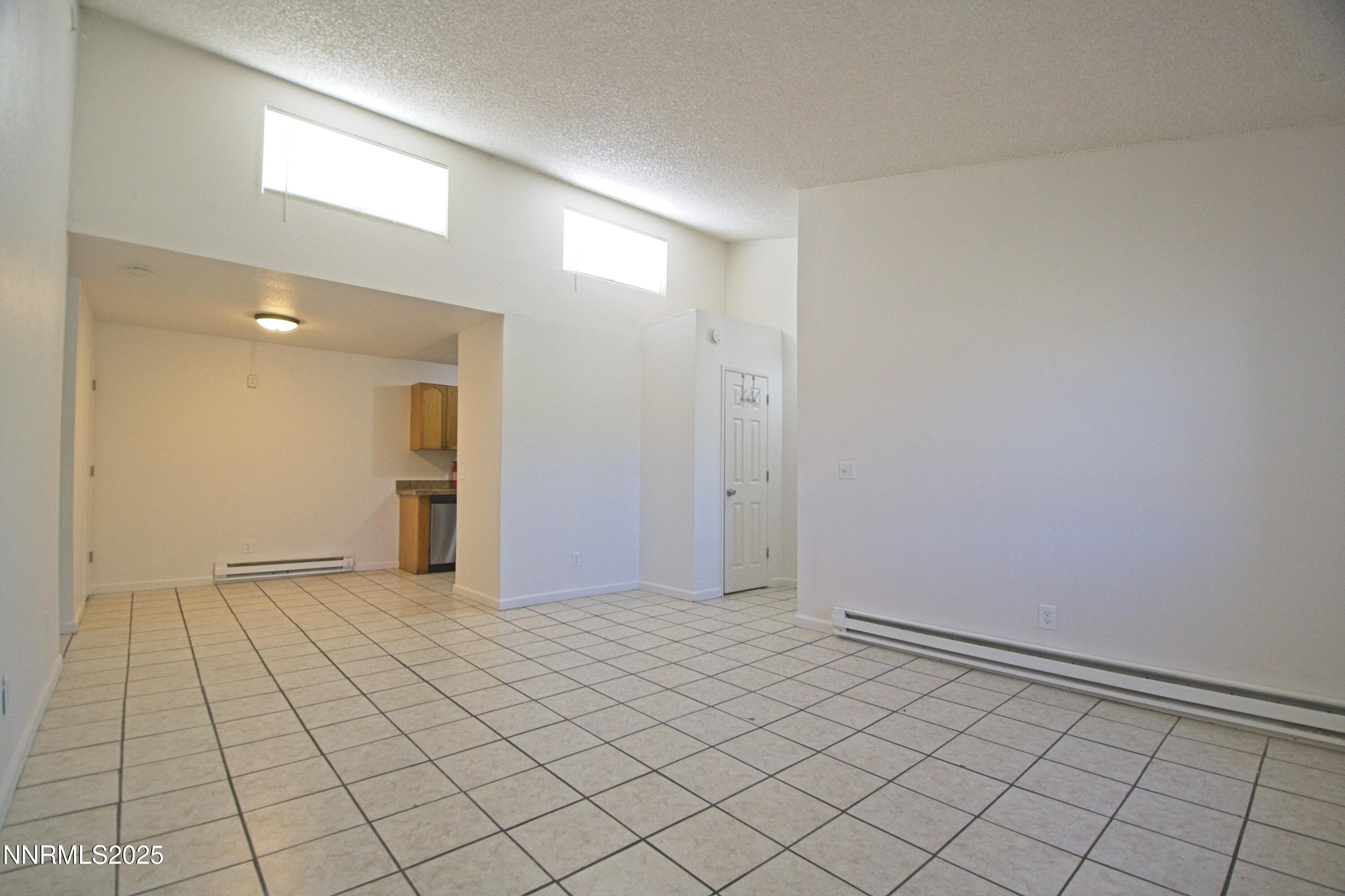2375 Tripp Drive, Unit A6110 Reno, NV 89512 - Photo 3 of 20 DSC_7288