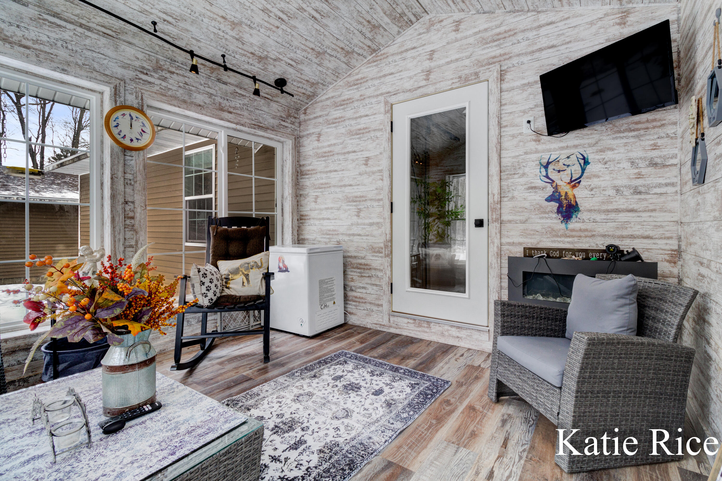 6606 Hancock Road Montague, MI 49437 - Photo 20 of 52 Katie Rice 6606 Hancock Rd-20