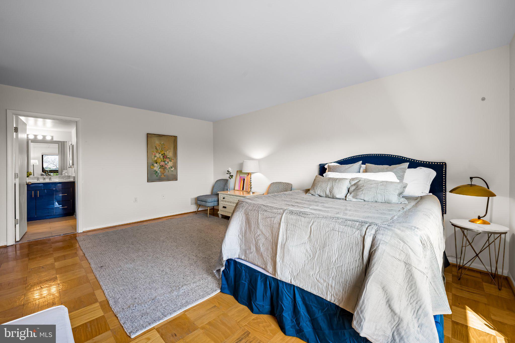 200 Cross Keys Road, Unit R 68 Baltimore, MD 21210 - Photo 15 of 30 Primary suite at hall's end offers optimal privacy