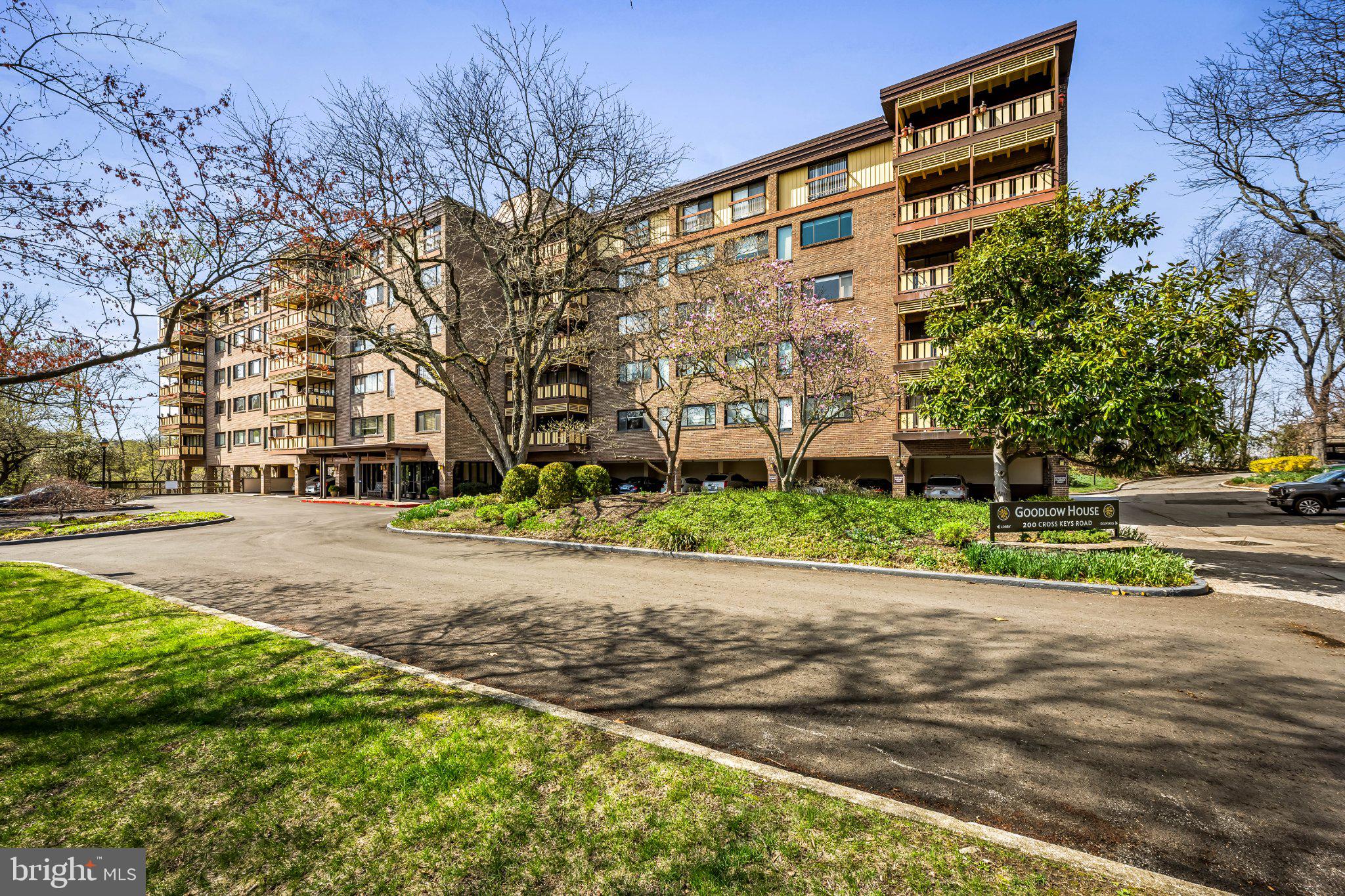 200 Cross Keys Road, Unit R 68 Baltimore, MD 21210 - Photo 20 of 30 This unit is the top left private unit
