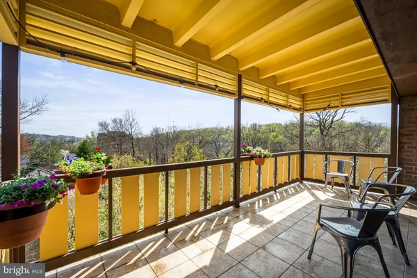 $348,000 | 200 Cross Keys Road, Unit R 68, Baltimore, MD 21210