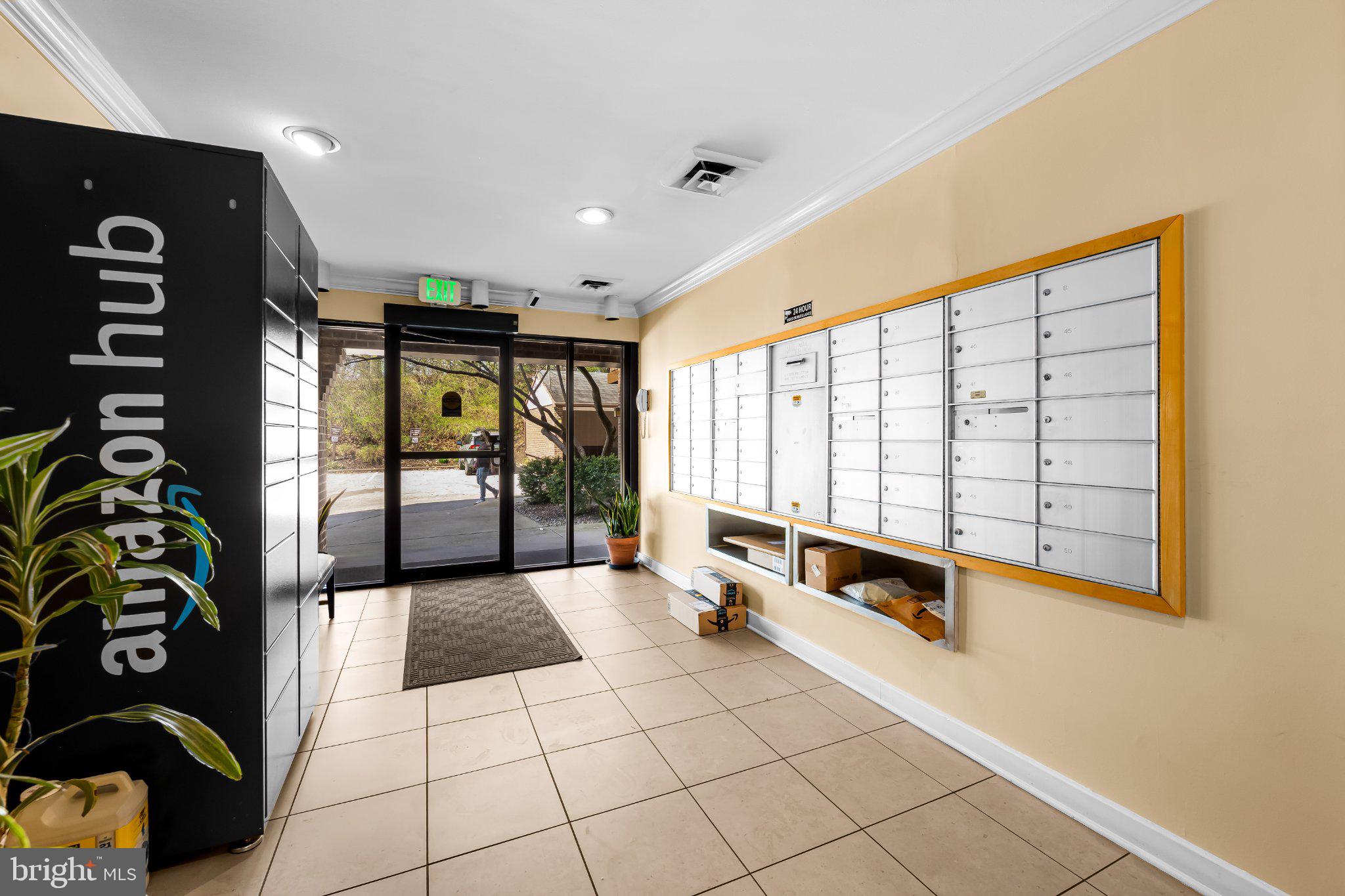 200 Cross Keys Road, Unit R 68 Baltimore, MD 21210 - Photo 21 of 30 Accessible mail & parcel collection