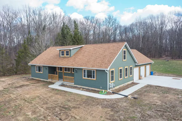 $675,000 | 12500 11 Mile Road, Ceresco, MI 49033