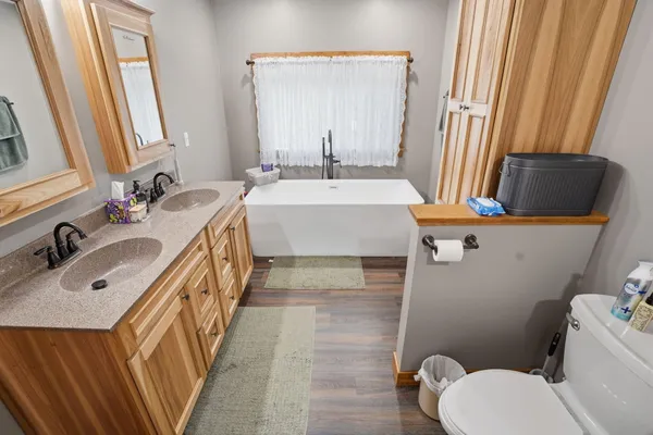 $675,000 | 12500 11 Mile Road, Ceresco, MI 49033