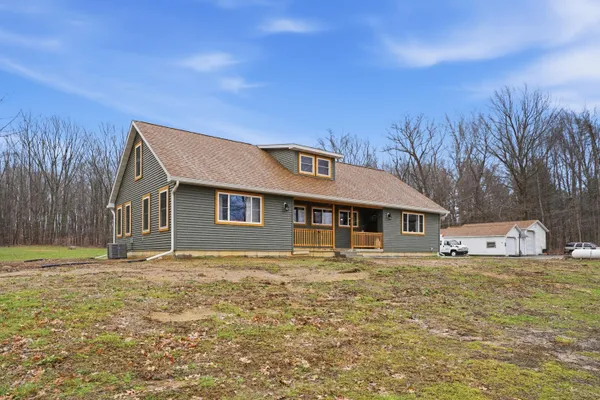 $675,000 | 12500 11 Mile Road, Ceresco, MI 49033