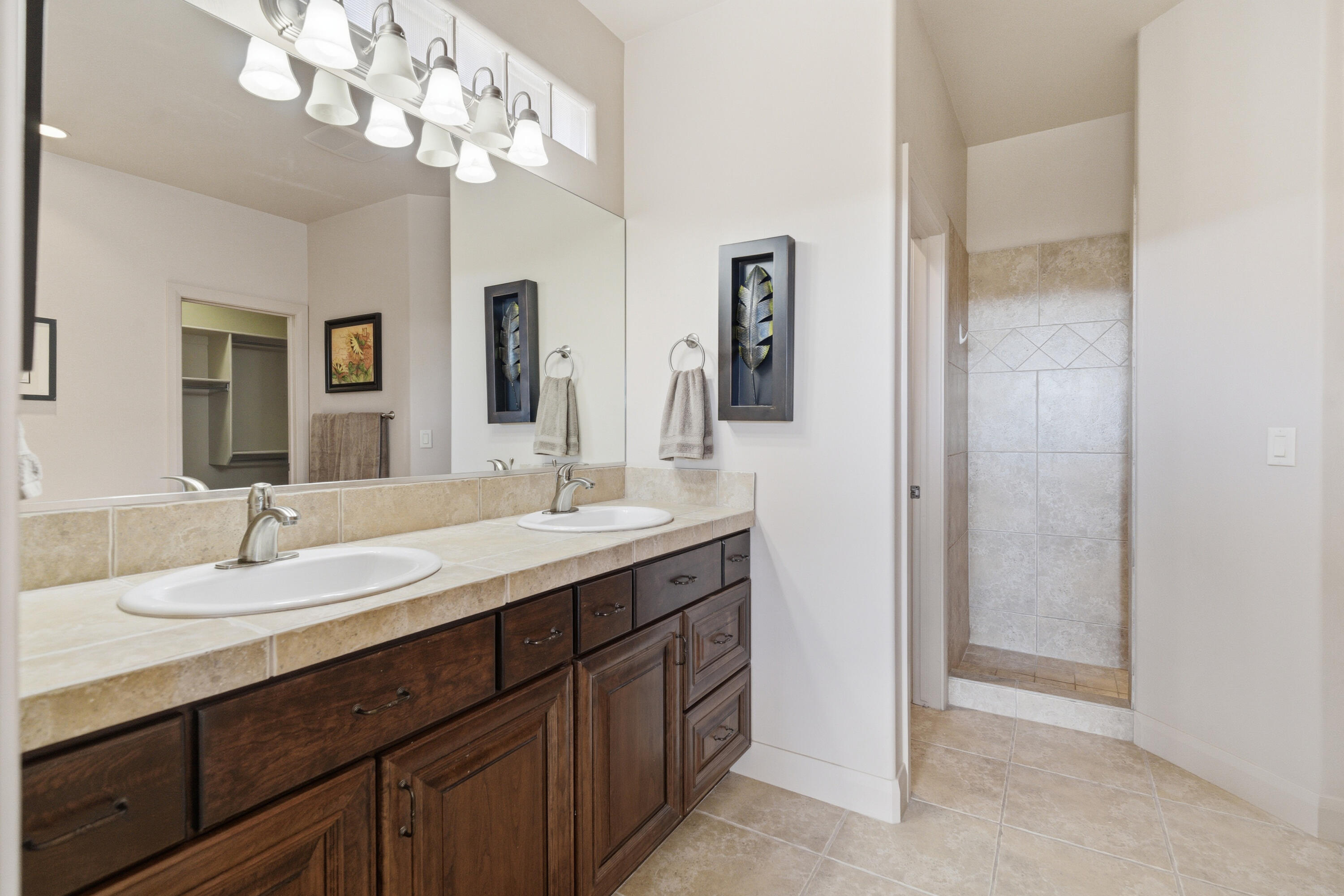 409 North Country Lane, Unit 1 St. George, UT 84770 - Photo 10 of 39 Primary Bathroom