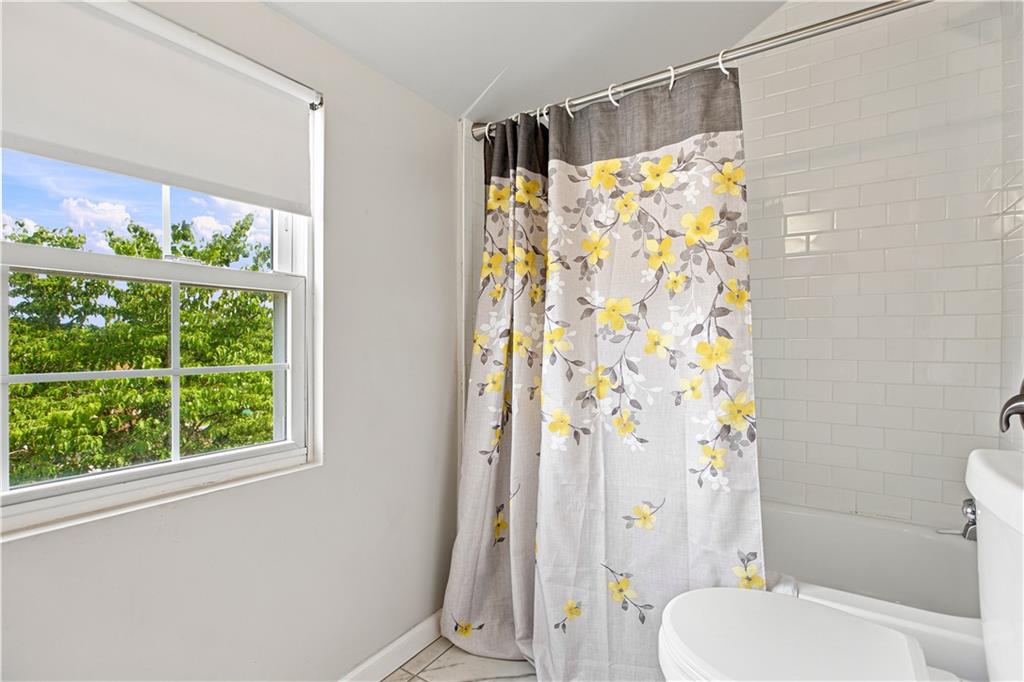 1131 Girard Road Pittsburgh, PA 15227 - Photo 25 of 33 Gallery Image 25