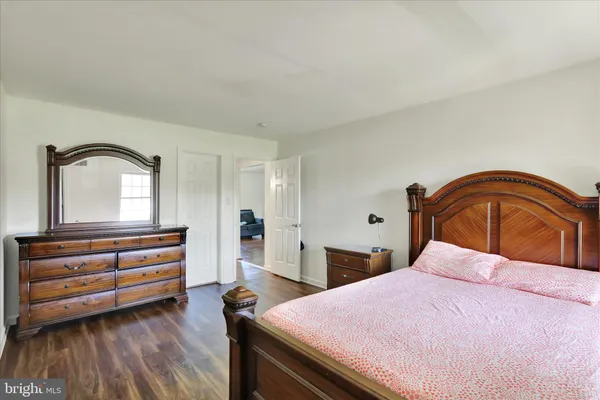 $255,000 | 302 Peters Way, Wyomissing, PA 19610