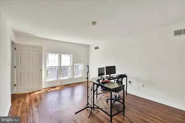 $255,000 | 302 Peters Way, Wyomissing, PA 19610