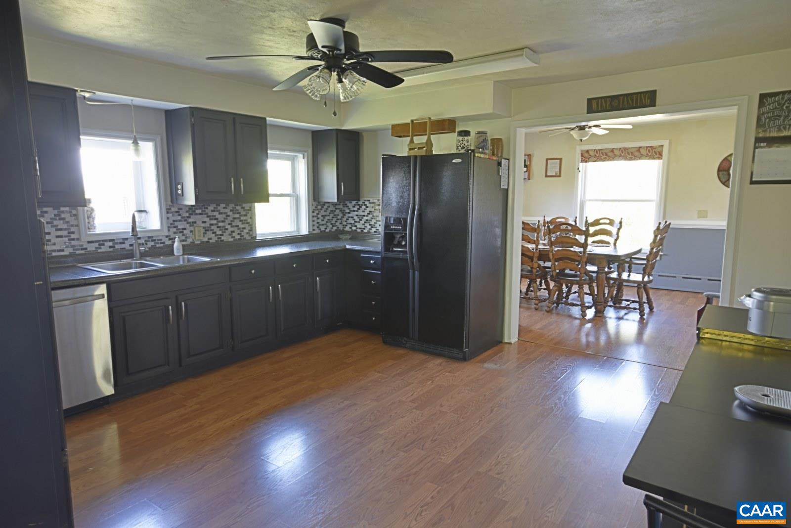 265 Summit Street Dayton, VA 22821 - Photo 8 of 39 Gallery Image 8