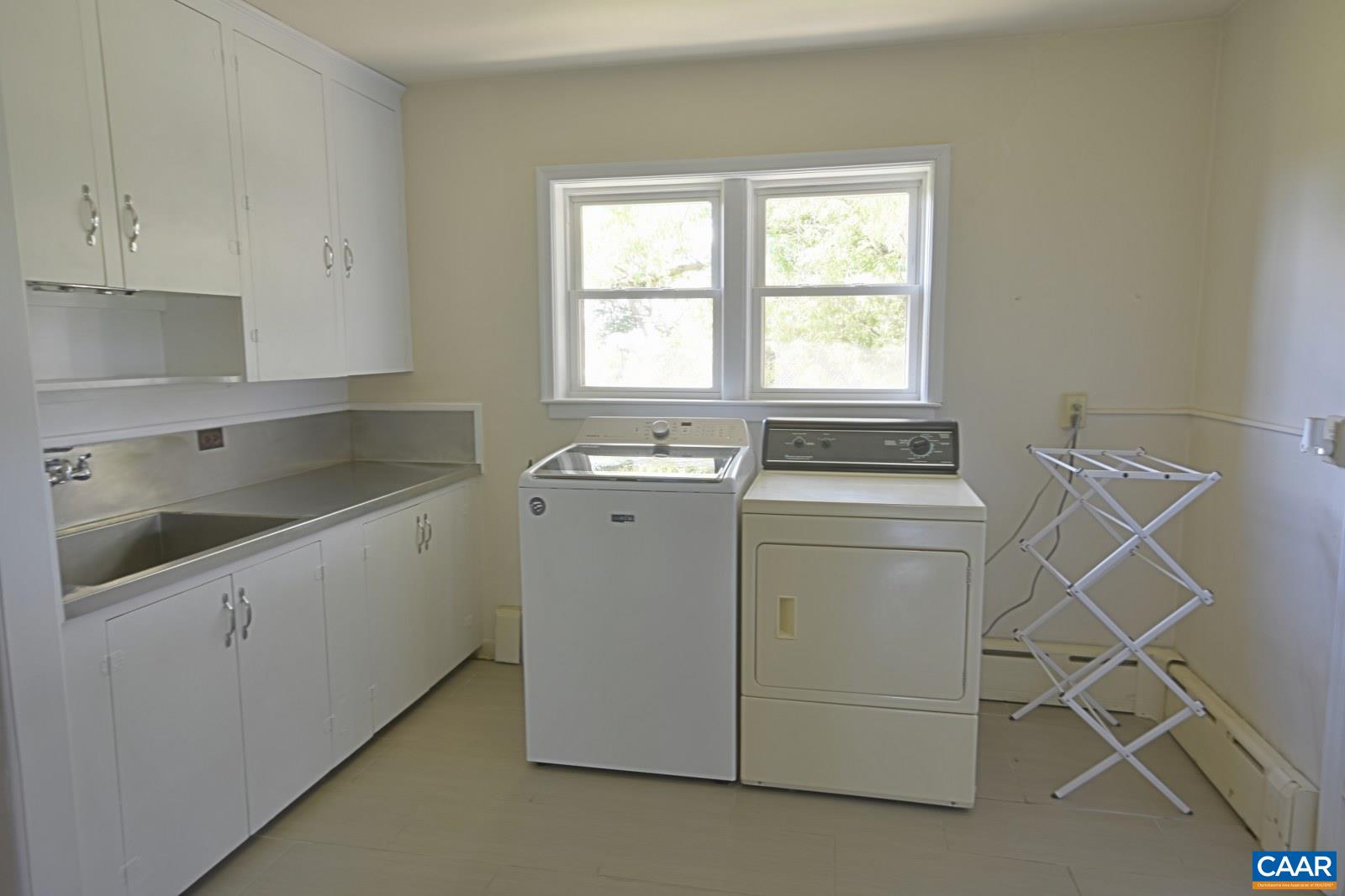 265 Summit Street Dayton, VA 22821 - Photo 10 of 39 Gallery Image 10