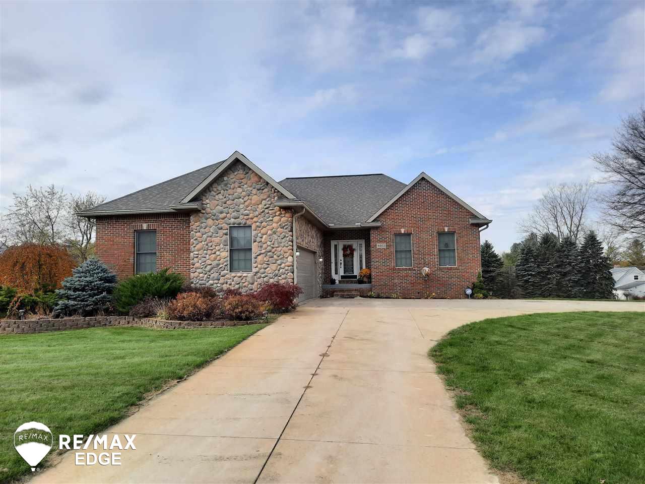 6503 North Oak Road Davison, MI 48423 - Photo 2 of 57 50060438-1.JPG