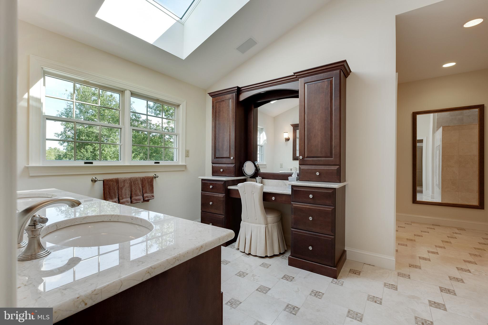 702 Commonwealth Drive Moorestown, NJ 08057 - Photo 21 of 34