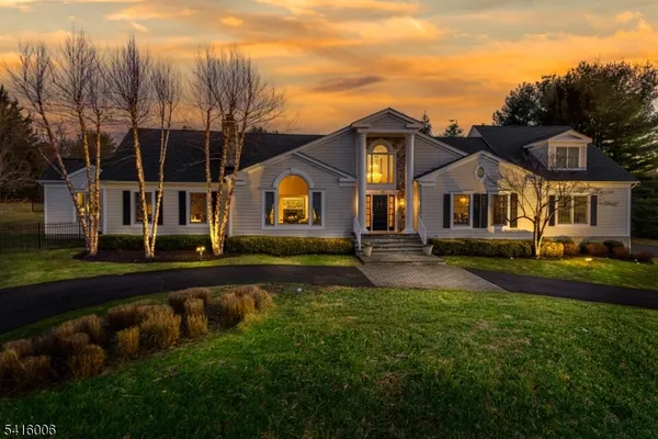 $1,975,000 | 18 Kerby Lane, Mendham, NJ 07945
